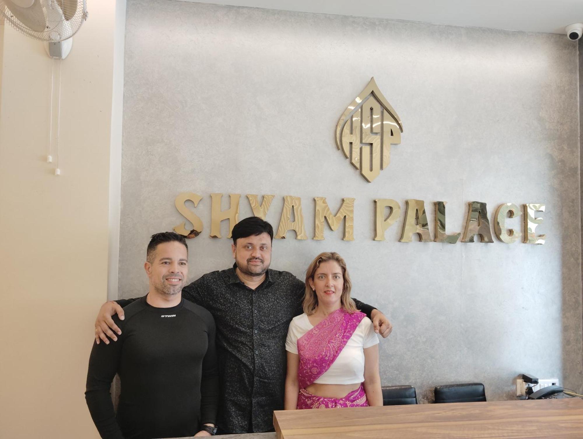 אגרה Hotel Shyam Palace India Agra מראה חיצוני תמונה